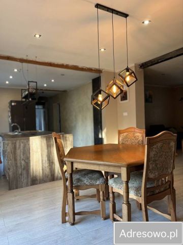 dom wolnostojący, 1 pokój Rozwory. Zdjęcie 1