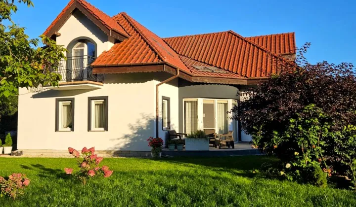 dom wolnostojący, 5 pokoi Giżycko, ul. Myśliwska