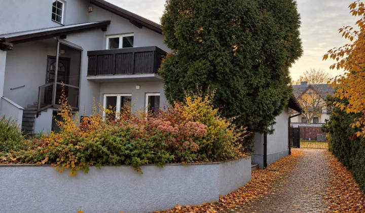 dom wolnostojący, 8 pokoi Kraków Swoszowice, ul. Smoleńsk