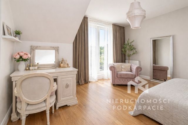 dom szeregowy, 3 pokoje Rzeszów, ul. Porąbki. Zdjęcie 9