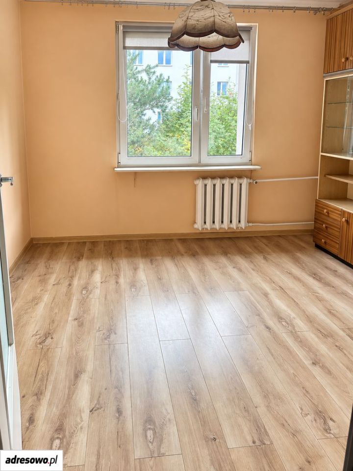 Mieszkanie 3-pokojowe Staszów. Zdjęcie 9