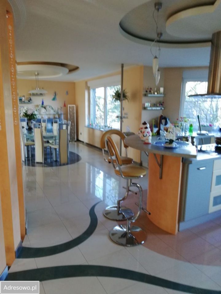 dom wolnostojący, 9 pokoi Starowa Góra. Zdjęcie 10