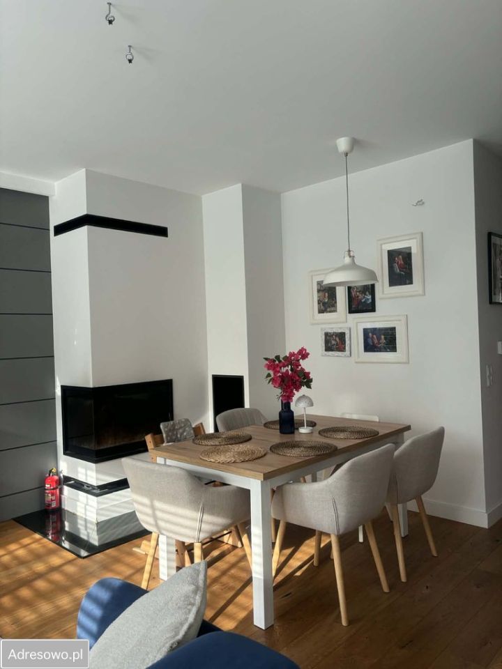 Mieszkanie 4-pokojowe Józefosław, ul. Barwinka. Zdjęcie 1