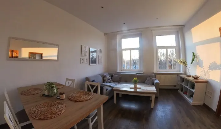 Mieszkanie 3-pokojowe Jelenia Góra, ul. Wolności