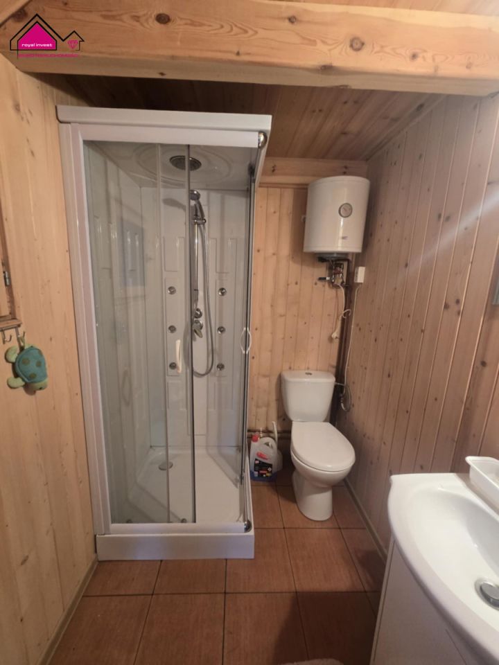 dom wolnostojący, 1 pokój Ślesin. Zdjęcie 5