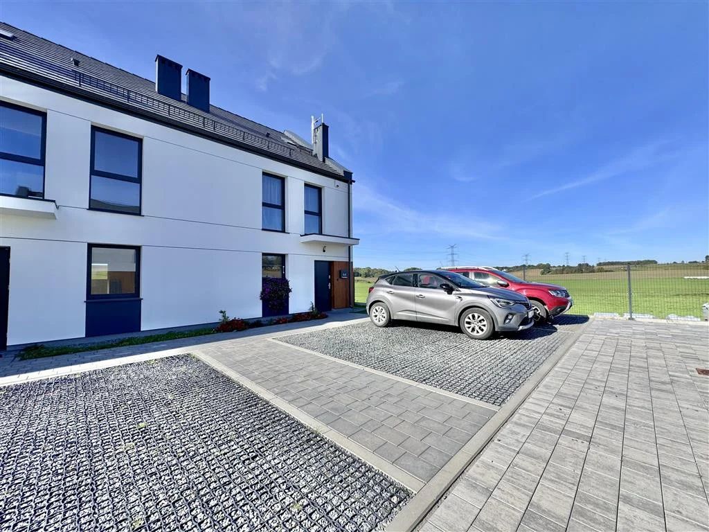 bliźniak, 4 pokoje Tokary, Zdrojowa. Zdjęcie 2