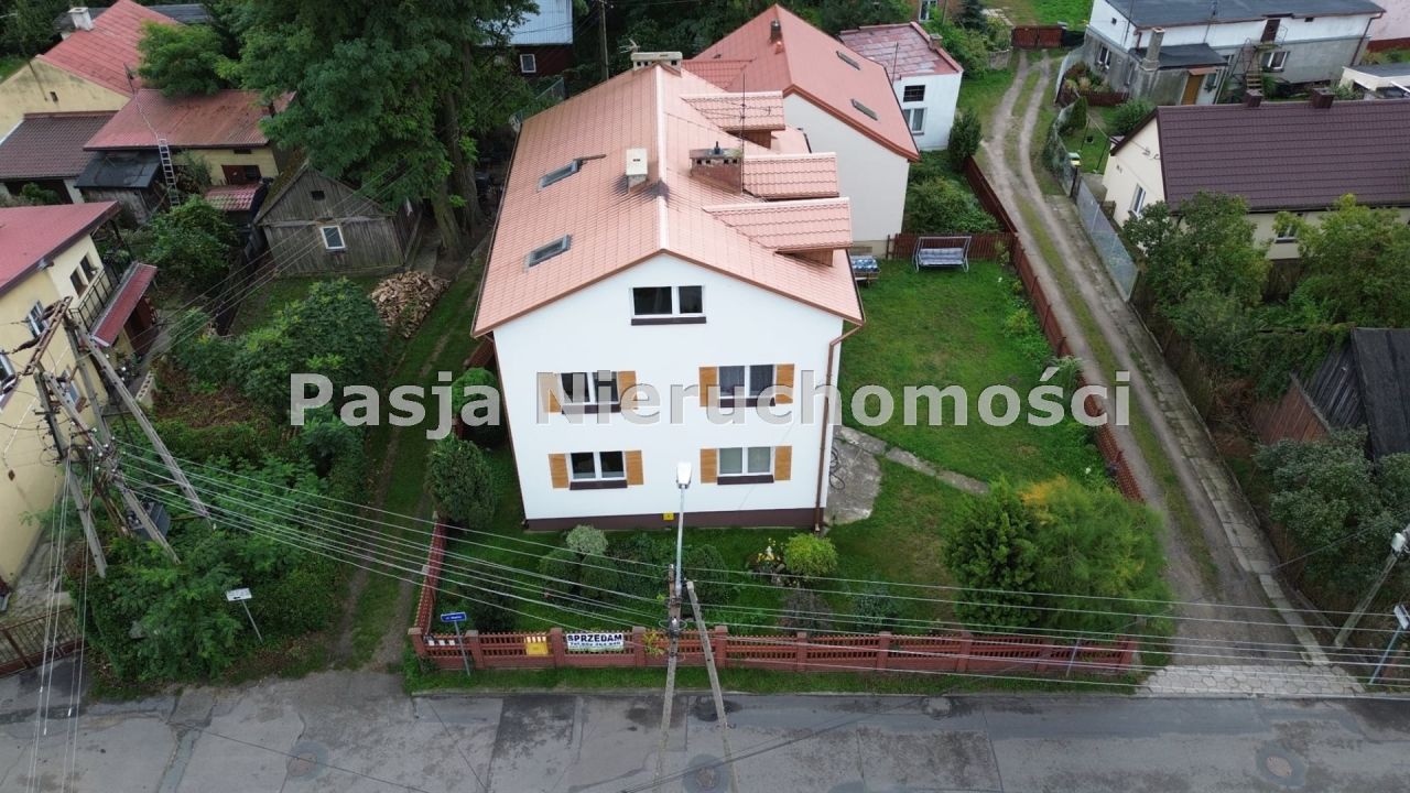 dom wolnostojący, 8 pokoi Płock Radziwie, ul. Górka. Zdjęcie 1