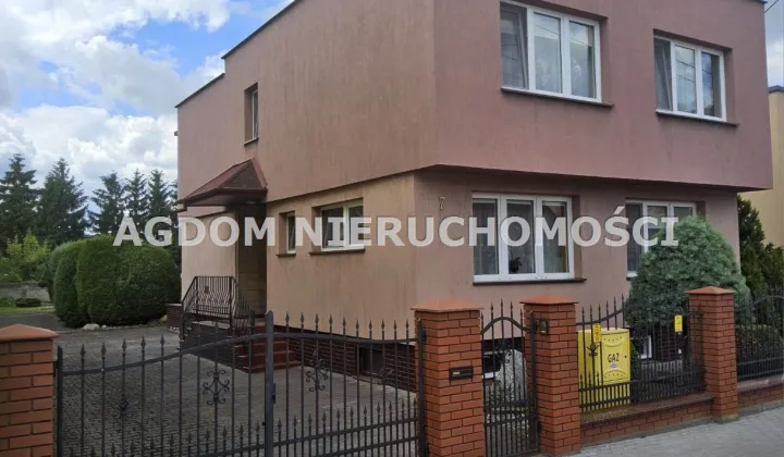 dom wolnostojący, 5 pokoi Lubień Kujawski