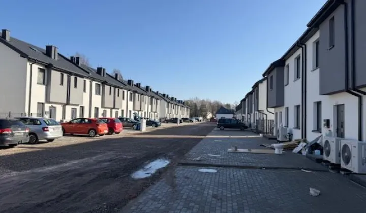 dom szeregowy, 3 pokoje Bieniewice, ul. Akacjowa