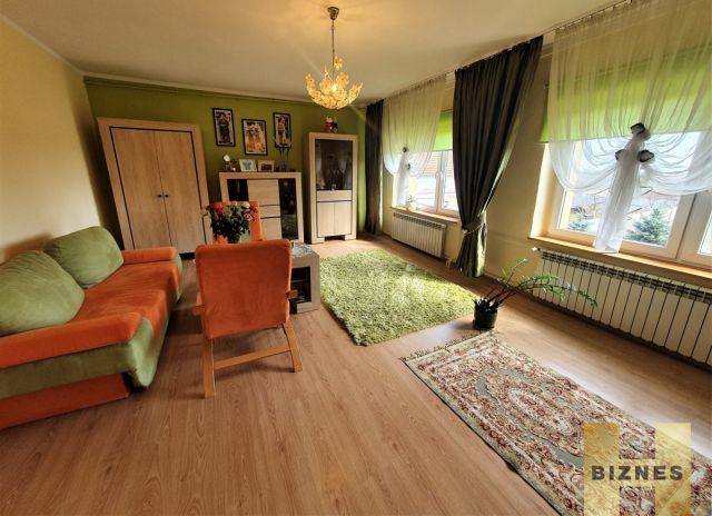 dom wolnostojący, 7 pokoi Zabardowice. Zdjęcie 1