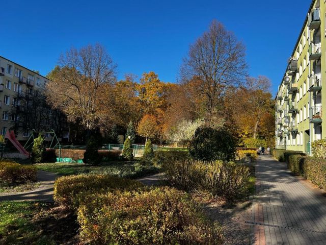 Mieszkanie 2-pokojowe Warszawa Wawer, ul. Korkowa. Zdjęcie 1