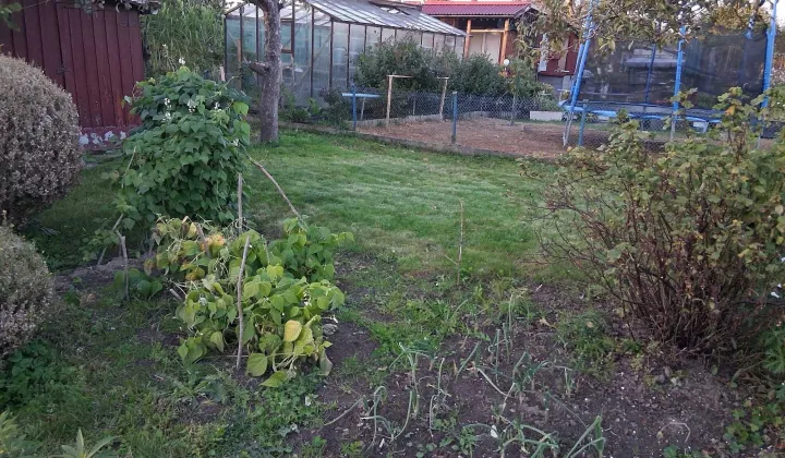 Działka rod Niekłonice