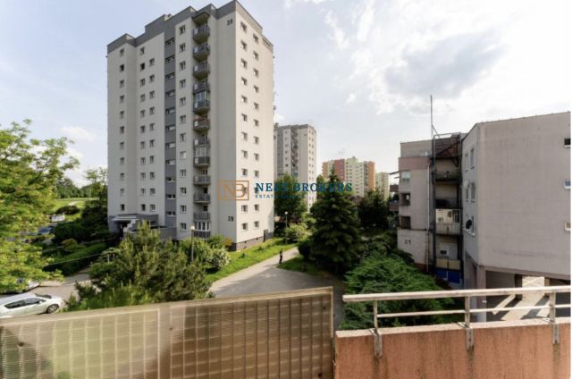 Mieszkanie 3-pokojowe Kraków Mistrzejowice, os. Oświecenia. Zdjęcie 11