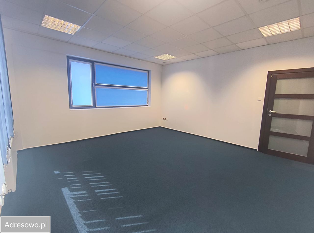 Biuro Józefosław, ul. Geodetów. Zdjęcie 1