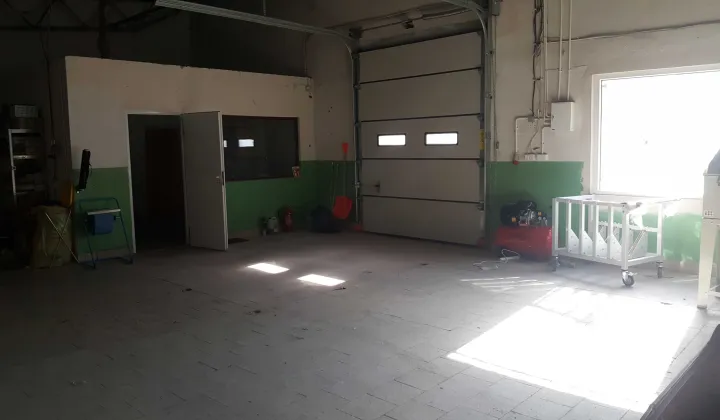 Hala/magazyn Jawor, pl. kard. Stefana Wyszyńskiego