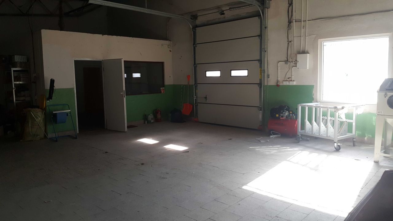 Hala/magazyn Jawor, pl. kard. Stefana Wyszyńskiego