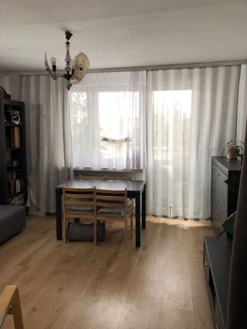 Mieszkanie 3-pokojowe Kraków Mistrzejowice, os. Złotego Wieku. Zdjęcie 1