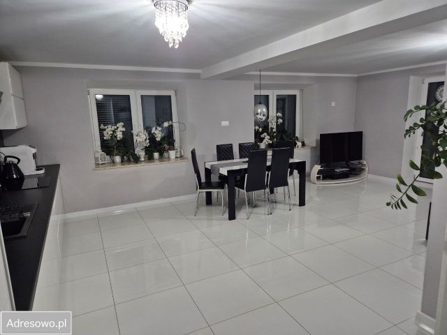 dom wolnostojący, 4 pokoje Raszowa. Zdjęcie 1