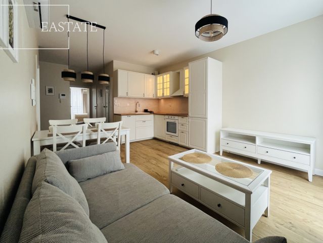 Mieszkanie 3-pokojowe Warszawa Saska Kępa, ul. Lizbońska. Zdjęcie 2