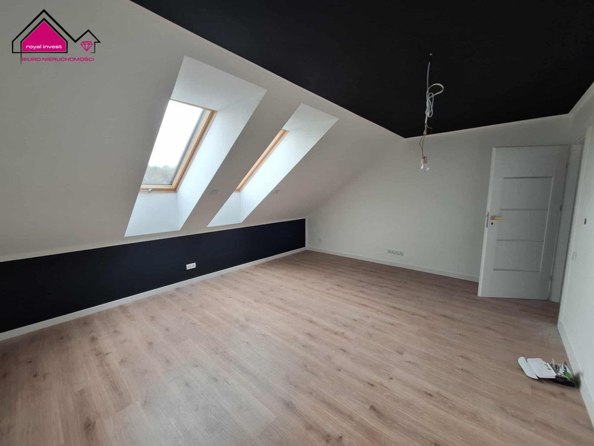 bliźniak, 3 pokoje Rumin. Zdjęcie 21