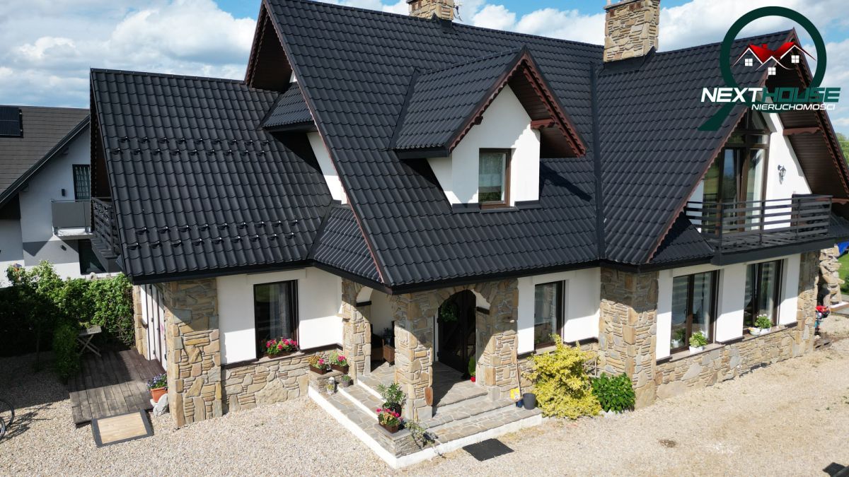 dom wolnostojący, 7 pokoi Czarny Dunajec