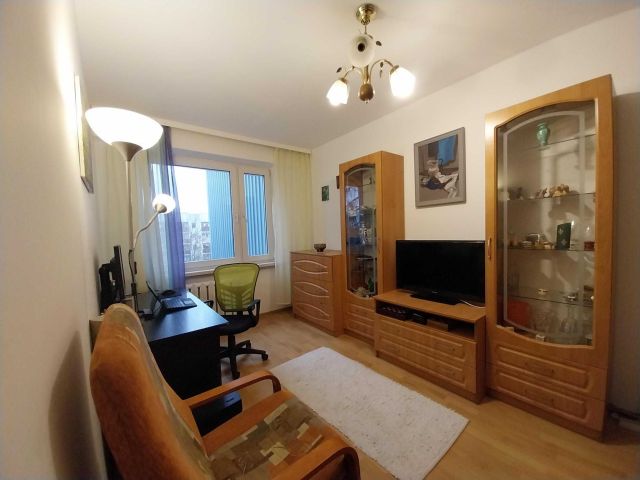 Mieszkanie 3-pokojowe Nowy Targ, ul. Podhalańska. Zdjęcie 1