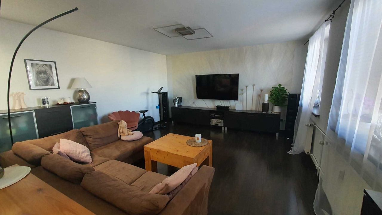 Mieszkanie 3-pokojowe Krapkowice. Zdjęcie 1