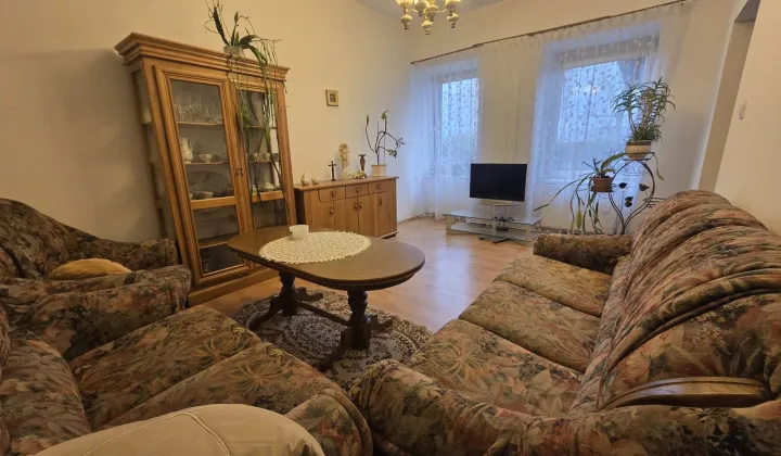 dom wolnostojący, 3 pokoje Wrociszów