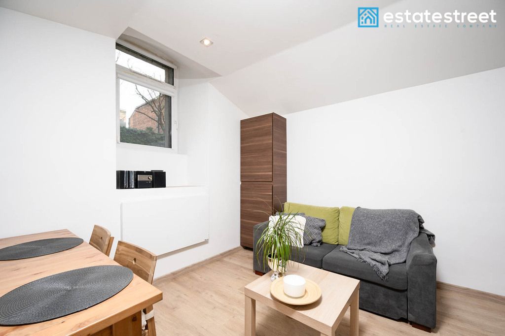 Mieszkanie 2-pokojowe Kraków Stare Miasto, ul. Topolowa. Zdjęcie 4