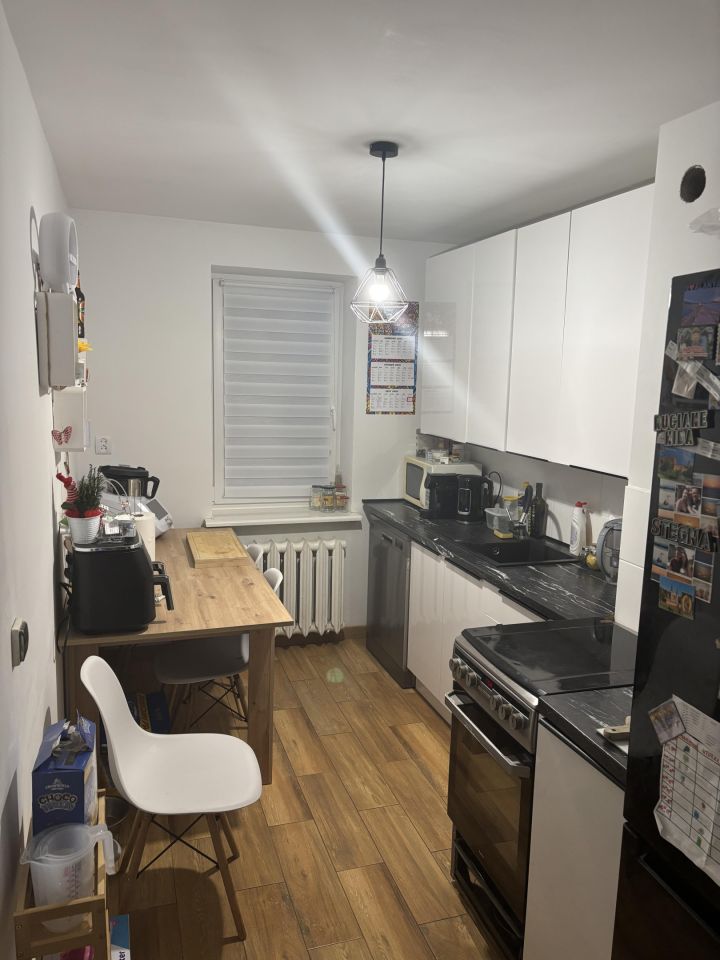 Mieszkanie 4-pokojowe Czerwonka. Zdjęcie 3