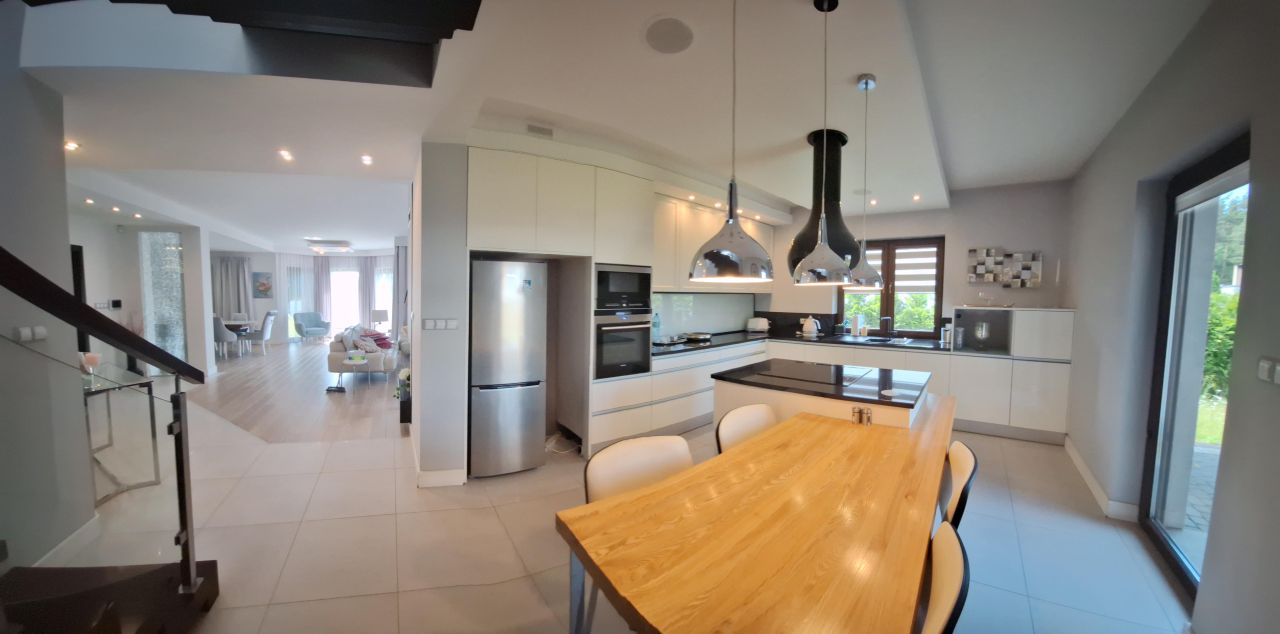 dom wolnostojący, 5 pokoi Bolszewo, ul. Broniewskiego. Zdjęcie 8