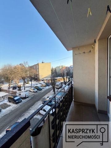 Mieszkanie 2-pokojowe Tarnów, ul. Polskiego Czerwonego Krzyża. Zdjęcie 3