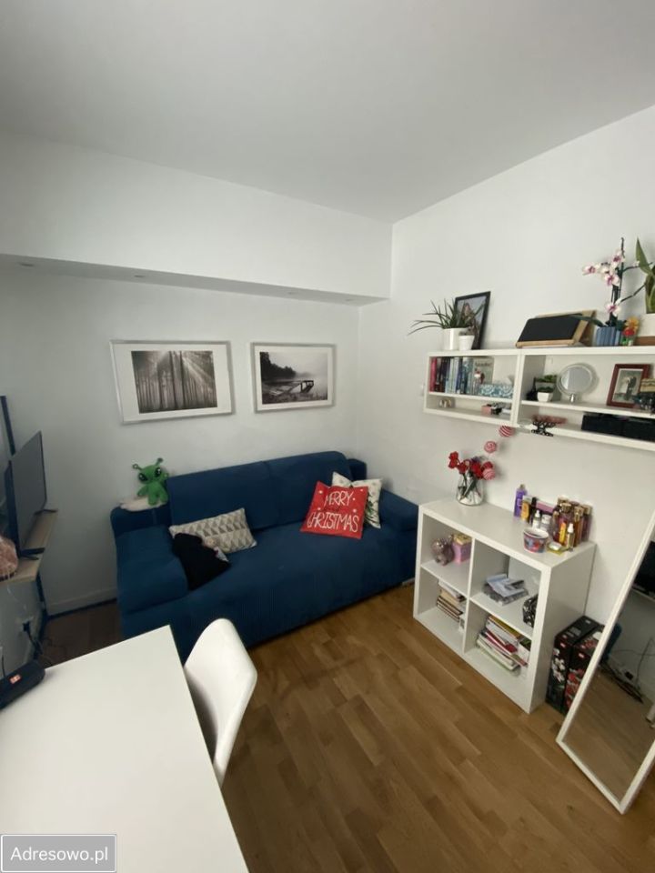 Mieszkanie 3-pokojowe Warszawa Winnica, ul. Poetów. Zdjęcie 2