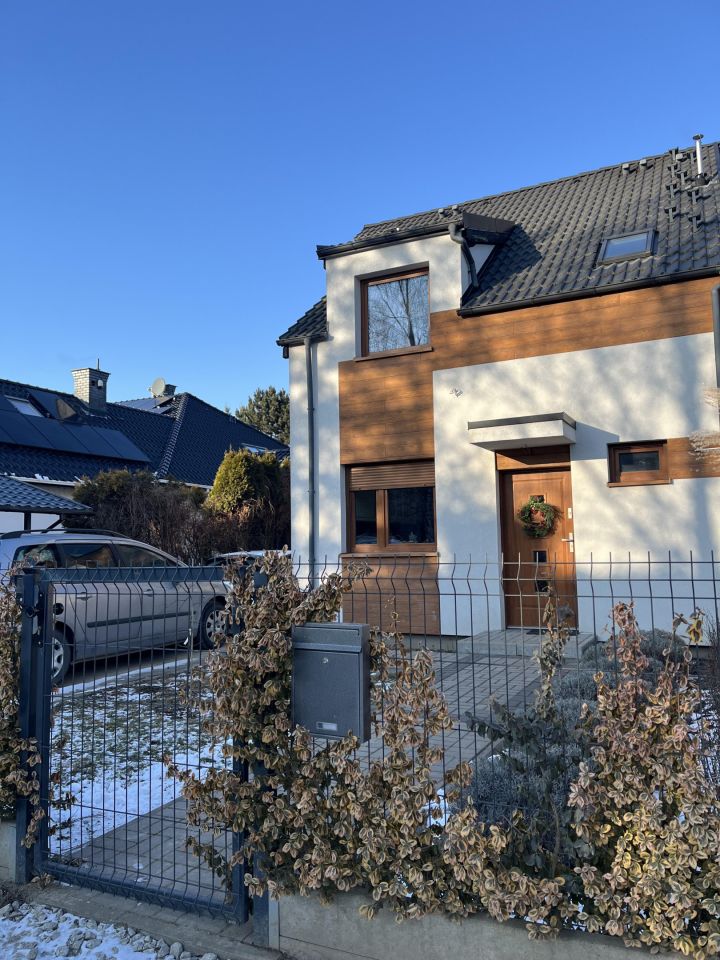 bliźniak, 4 pokoje Borówiec, Widokowa. Zdjęcie 1