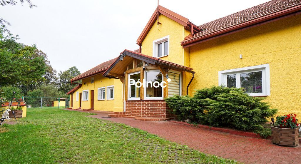 dom wolnostojący, 8 pokoi Trzebieszowice. Zdjęcie 2