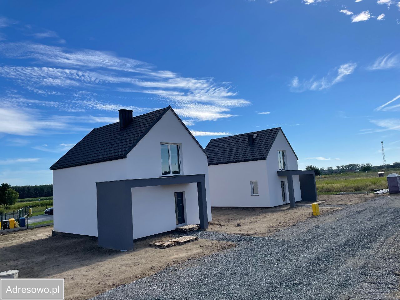 dom wolnostojący, 4 pokoje Kobylice. Zdjęcie 1