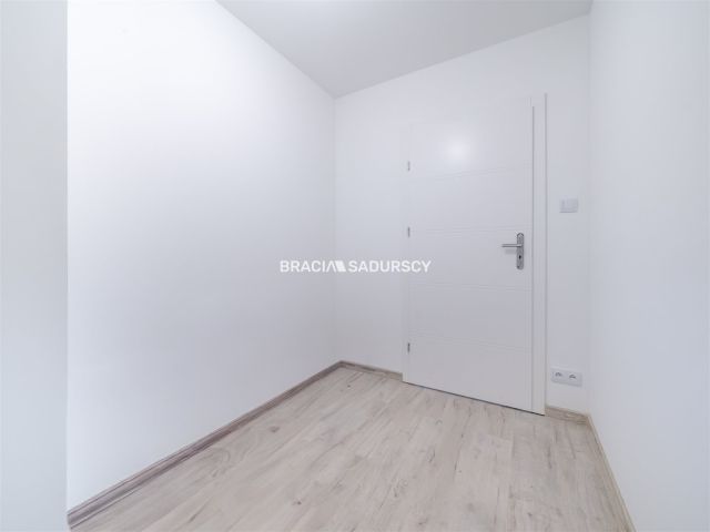 Mieszkanie 3-pokojowe Kraków Kliny, ul. bpa Albina Małysiaka. Zdjęcie 25