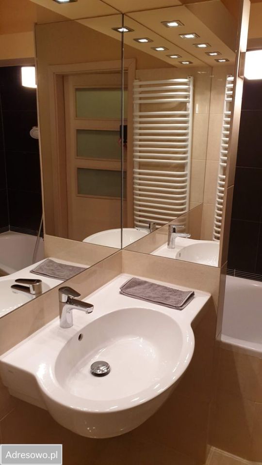 Mieszkanie 2-pokojowe Katowice Zawodzie, ul. Bohaterów Monte Cassino. Zdjęcie 2