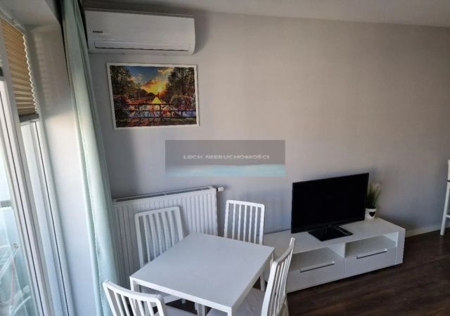 Mieszkanie 2-pokojowe Ząbki, ul. Powstańców. Zdjęcie 1