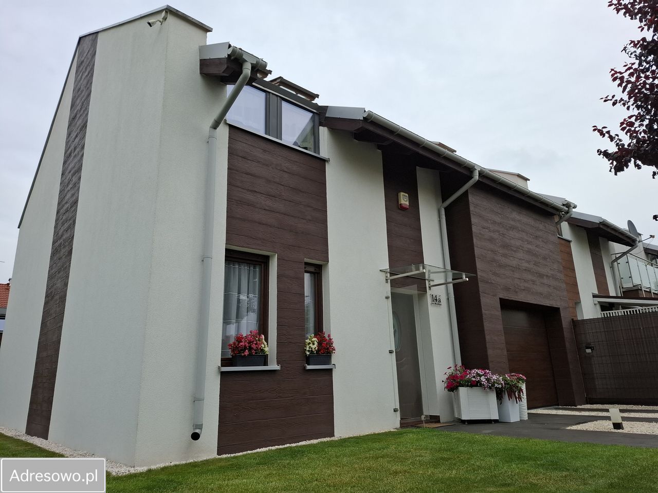 dom szeregowy, 5 pokoi Trzemeszno