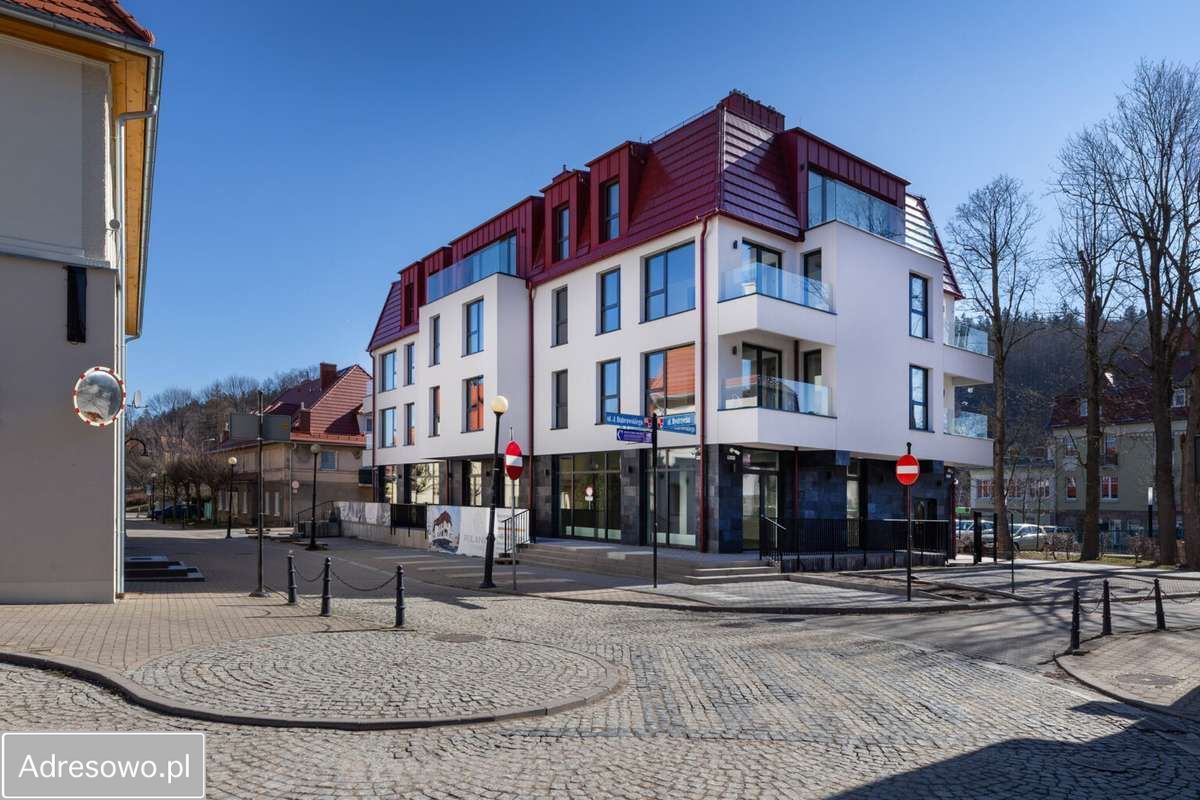 Mieszkanie 3-pokojowe Polanica-Zdrój, ul. Bystrzycka. Zdjęcie 2