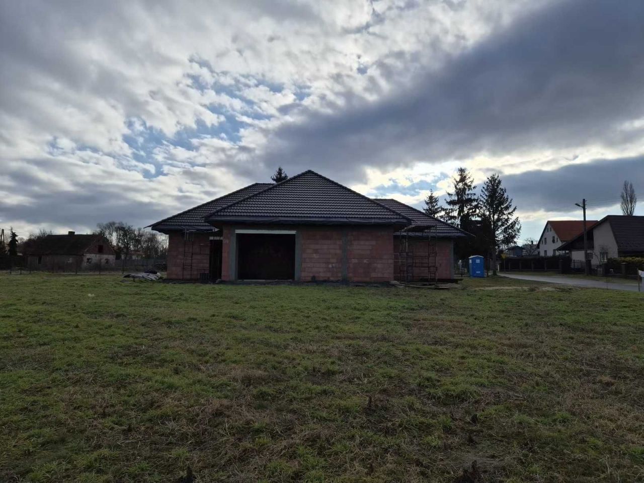 dom wolnostojący, 4 pokoje Trzebnica. Zdjęcie 4