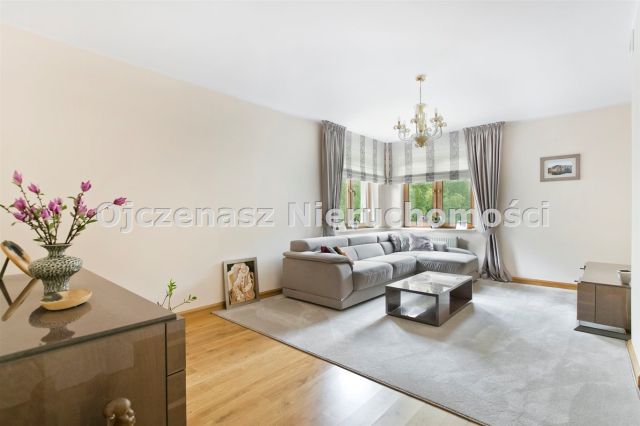 dom wolnostojący, 6 pokoi Żołędowo. Zdjęcie 9