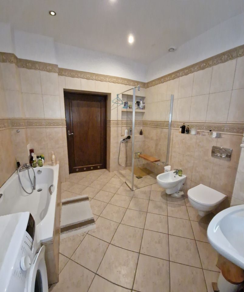 Mieszkanie 4-pokojowe Legnica Centrum, ul. Piastowska. Zdjęcie 2