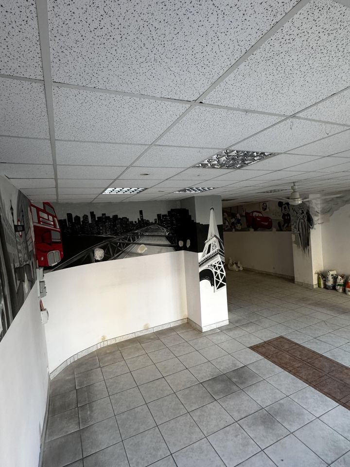 Lokal Tarnobrzeg, pl. Bartosza Głowackiego. Zdjęcie 7