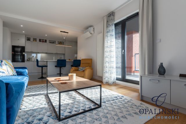 Mieszkanie 3-pokojowe Krasne. Zdjęcie 3