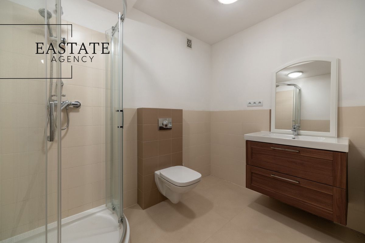 dom wolnostojący, 8 pokoi Wilga. Zdjęcie 13