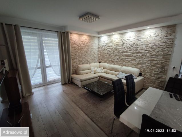 Mieszkanie 3-pokojowe Katowice Zawodzie, ul. Bohaterów Monte Cassino. Zdjęcie 1