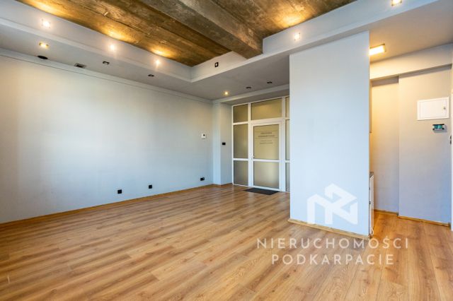 Biuro Rzeszów Śródmieście, ul. Henryka Jakuba Kreczmera. Zdjęcie 2