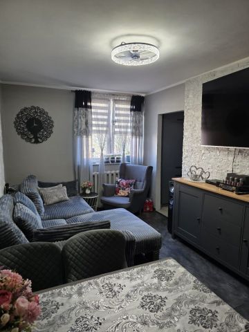 Mieszkanie 4-pokojowe Przemków. Zdjęcie 1